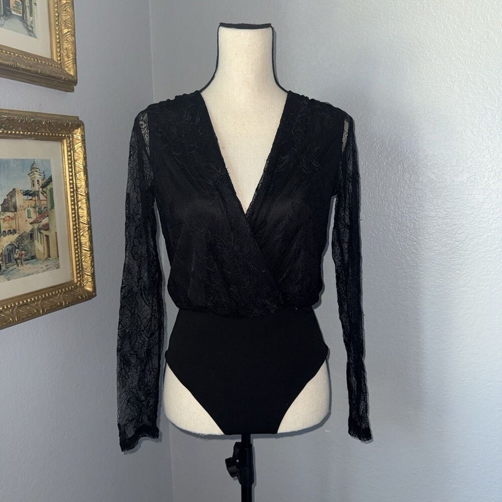 BCBG V-NECK LACE Bodysuit SMALL Whimsygoth Black Fairy Goth Vampy Romantic Lacy